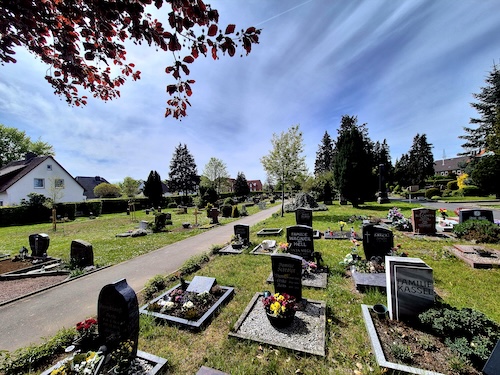 20260427_142922 Friedhof Empelde