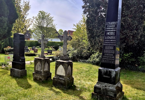 20260427_142955 Friedhof Empelde