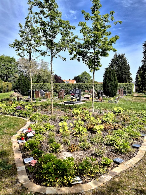 20260427_143630 Friedhof Empelde