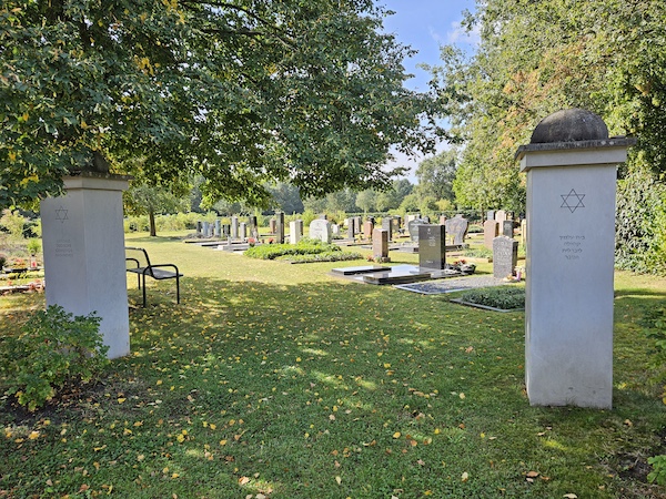 Stadtfriedhof Lahe (Hannover)