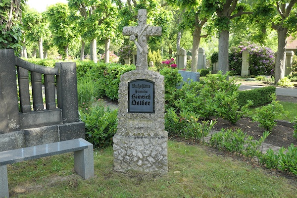 P1000224 Michaelis-Friedhof Ricklingen
