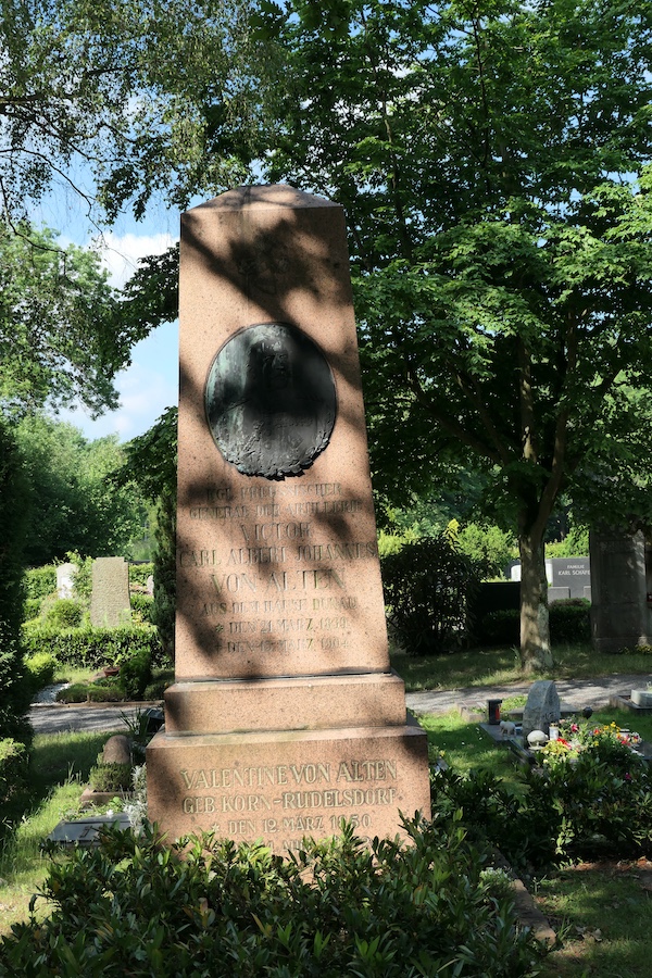 P1000230 Michaelis-Friedhof Ricklingen
