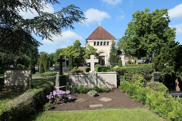 P1000232 Michaelis-Friedhof Ricklingen