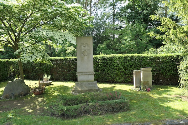 P1000235 Michaelis-Friedhof Ricklingen
