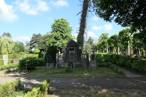 P1000236 Michaelis-Friedhof Ricklingen