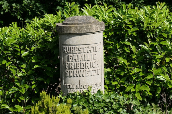 P1000241 Michaelis-Friedhof Ricklingen