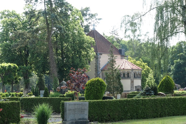 P1000243 Michaelis-Friedhof Ricklingen