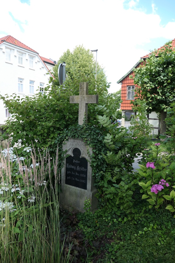 P1000354 Friedhof Wennigsen