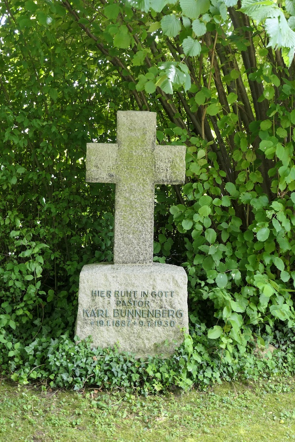 P1000383 Friedhof Wennigsen